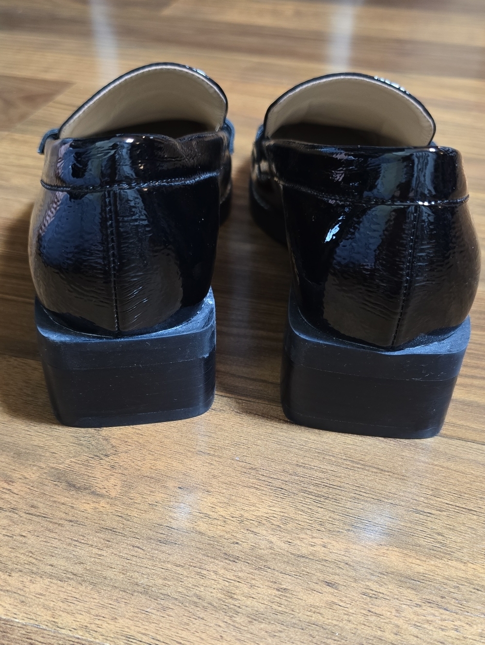 Silent D Lara Crinkle Patent Leather Black Loafers - Picture 5 of 10